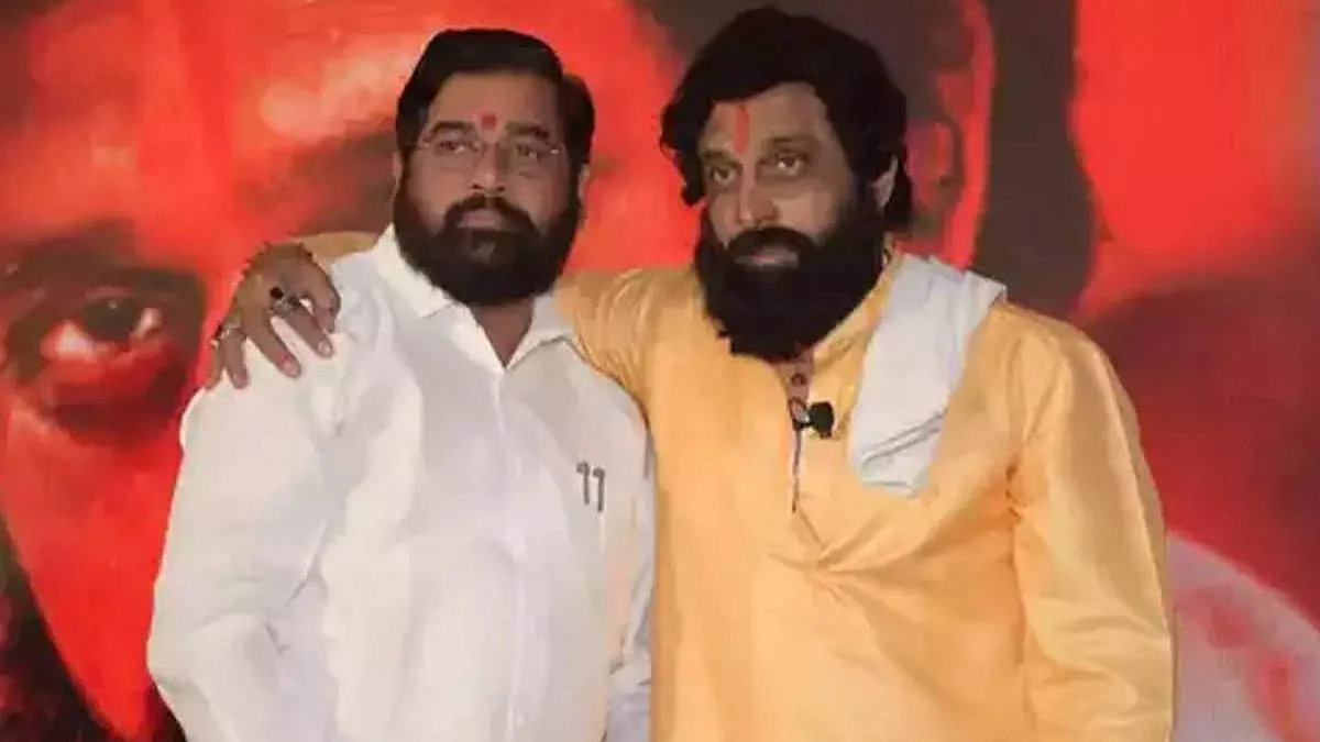 Video : एकनाथ कुठे आहे? 'धर्मवीर'मधल्या आनंद दिघेंचा तो डायलॉग होतोय व्हायरल...!