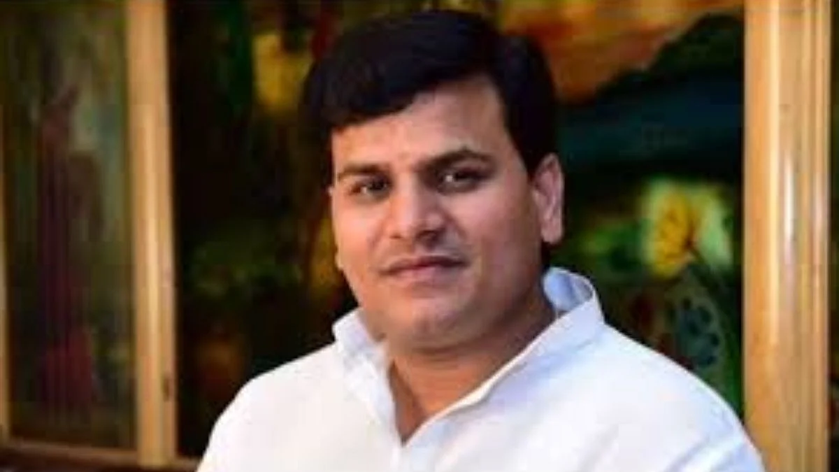 Maharashtra Vidhan Parishad Election 2022 : आमदार रवी राणांचा शाेध सुरु