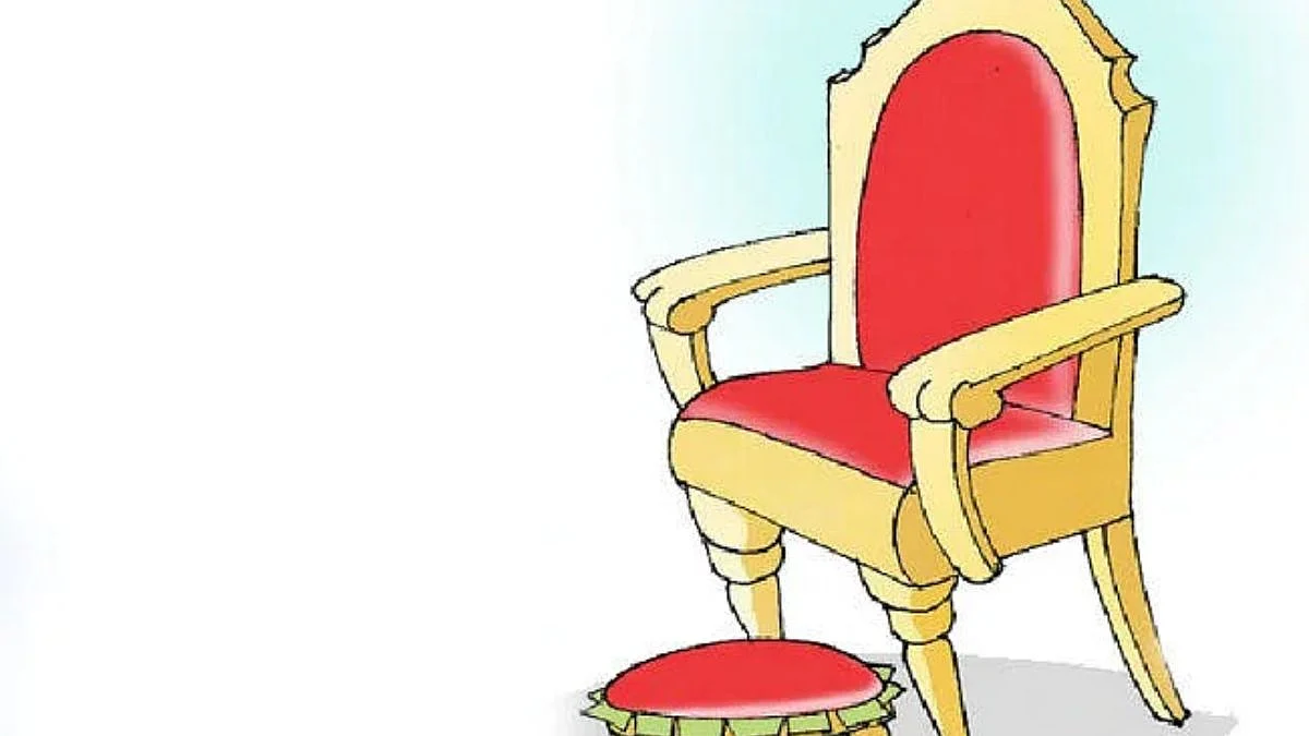 चर्चाच चर्चा! पंचायत समिती सदस्याने पळवली अधिका-याची खुर्ची