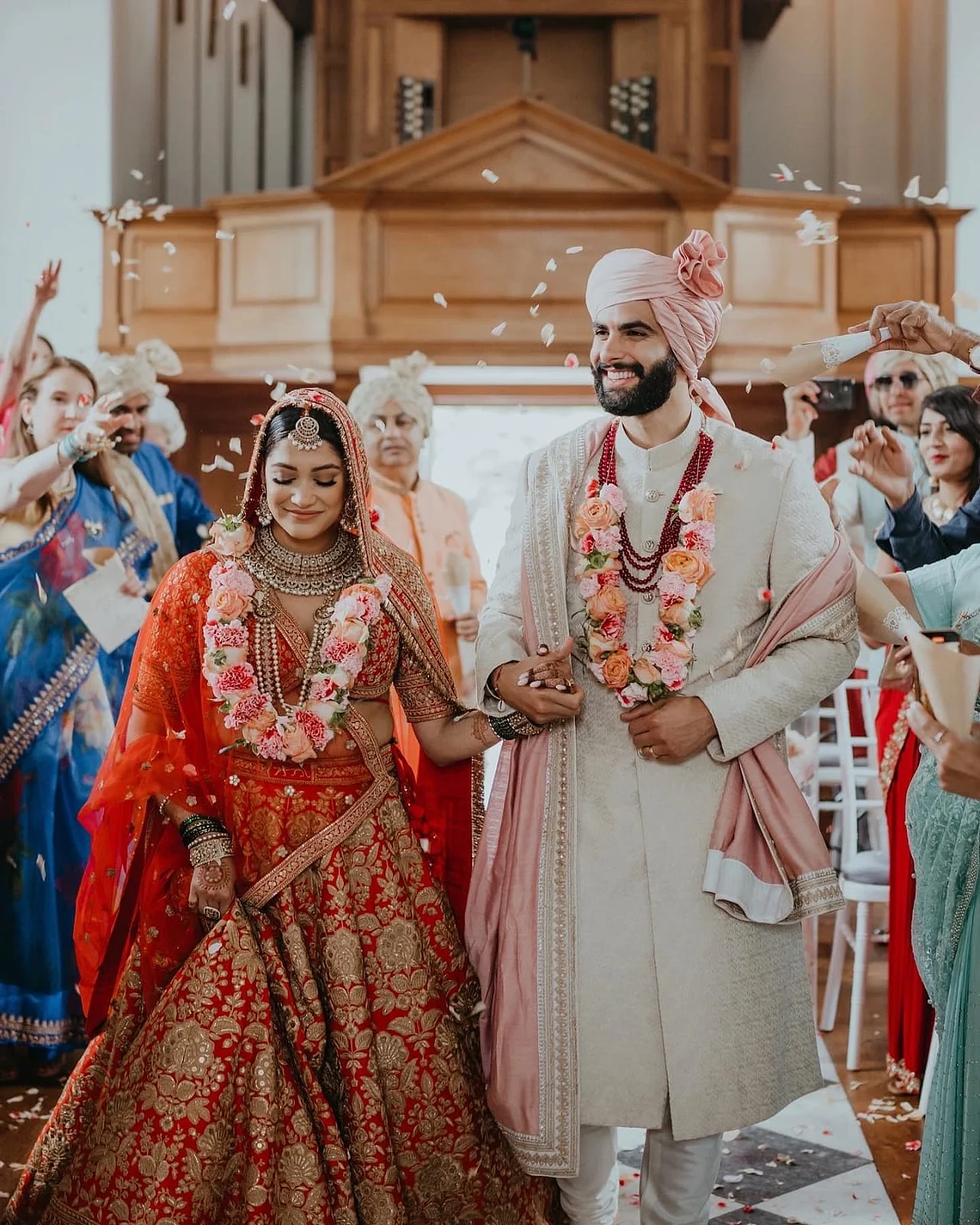'थप्पड' फेम अंकुर राठी अडकला विवाहबंधनात, पत्नी अनुजा जोशीसोबतचे लग्नाचे फोटो पाहिलेत का ?