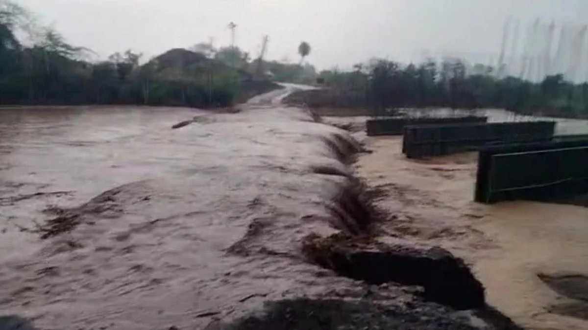 Nandurbar: वादळी वाऱ्यासह हलक्या ते मध्यम स्वरूपाचा पाऊस; दुर्गम भागात नदी-नाल्यांना पूर