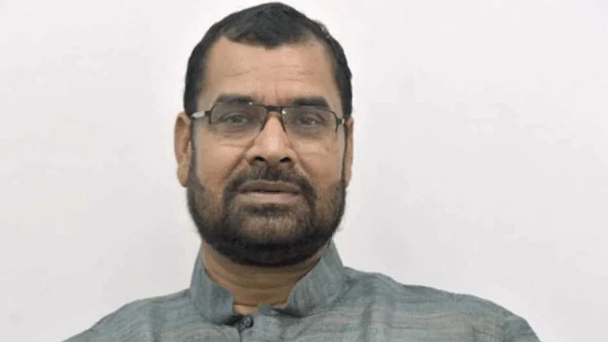 सदाभाऊ खोत यांना कशाला सुरक्षा पाहिजे ? राष्ट्रवादीच्या 'या' नेत्याचा सवाल