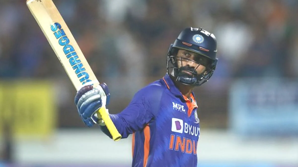 Dinesh Karthik: एवढी वर्षे खेळला, टी-२० मध्ये पहिलं अर्धशतक ठोकलं, धोनीचा रेकॉर्डही मोडला