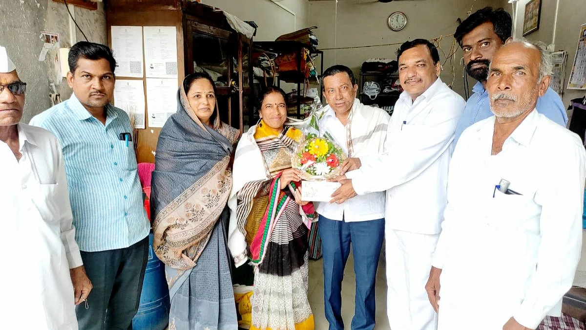 Ahmednagar laundry man News