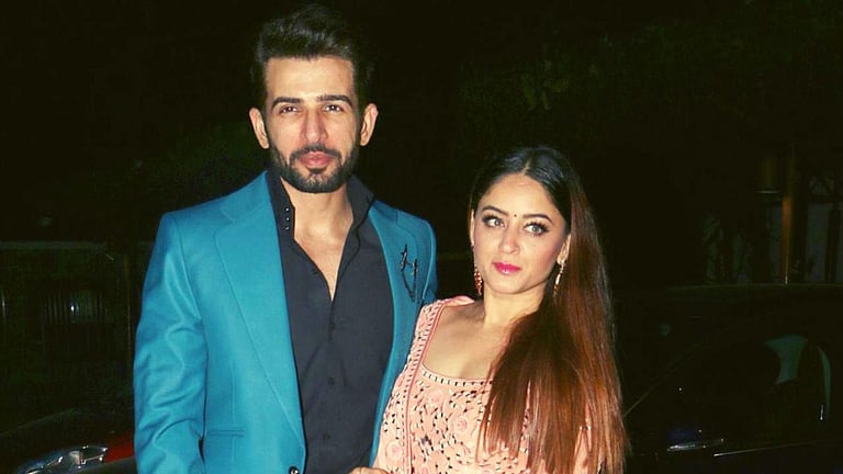 #jaybhanushali #mahhivij #television #fullentertainmenttadka #news #trending #viral #gossips,Mahhi Vij and Jay Bhanushali, Mahhi Vij and Jay Bhanushali cook, Mahhi Vij tweet, Jay Bhanushali wife, mahhi vij aligations to our cook,Jay Bhanushali,जय à¤ानुशाली,Television,टेलिव्हिजन The cook in the house threatened to kill him, Mahhi Vij said