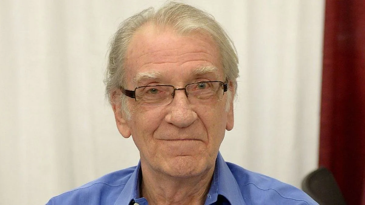 Actor David Warner