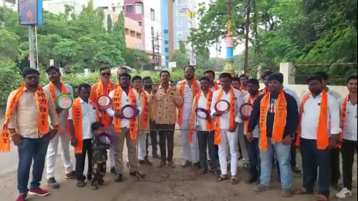 solapur, potholes, sambhaji brigade