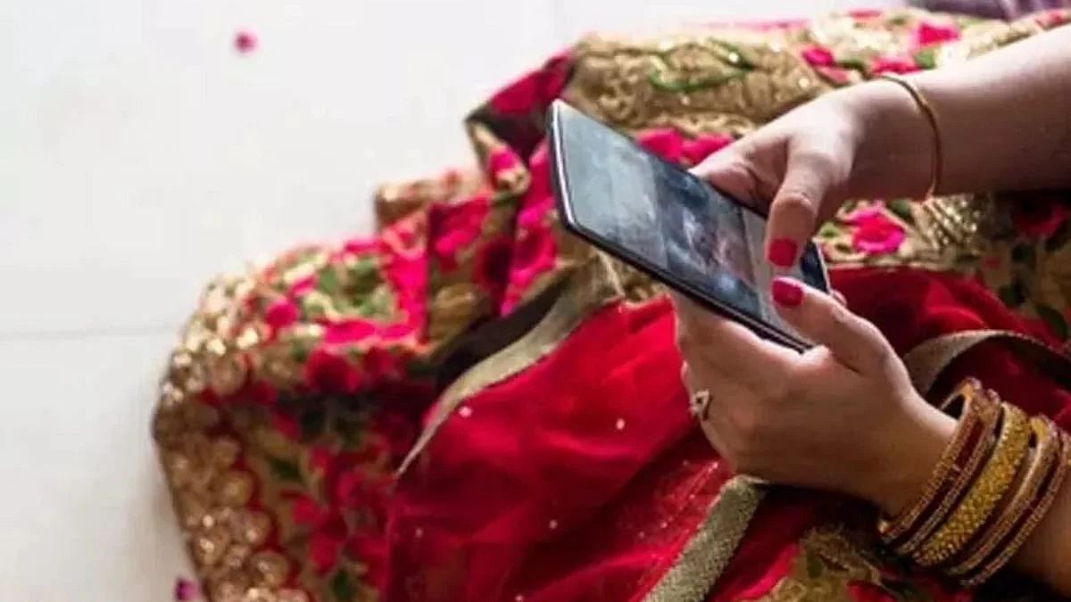What Married Woman Search in Google