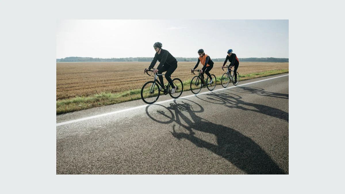 Cycling benefits, Indoor or outdoor cycling