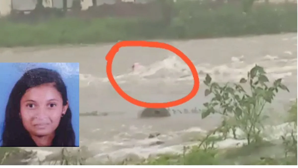 Nashik Collage Girl Flood Water Viral Video