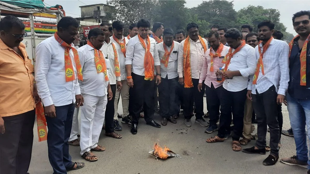 Jalgaon News Parola Shiv Sena