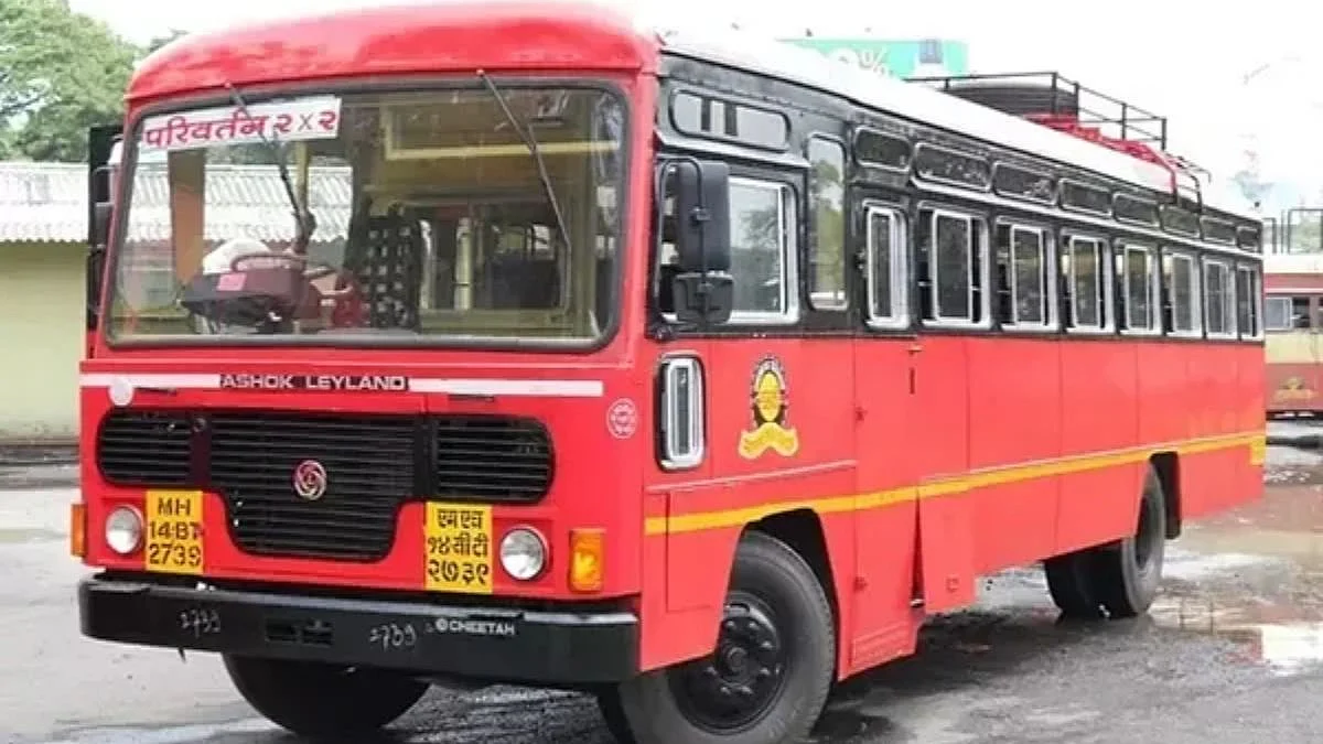msrtc bus , buldhana , pimpalkhuta mahadev , students