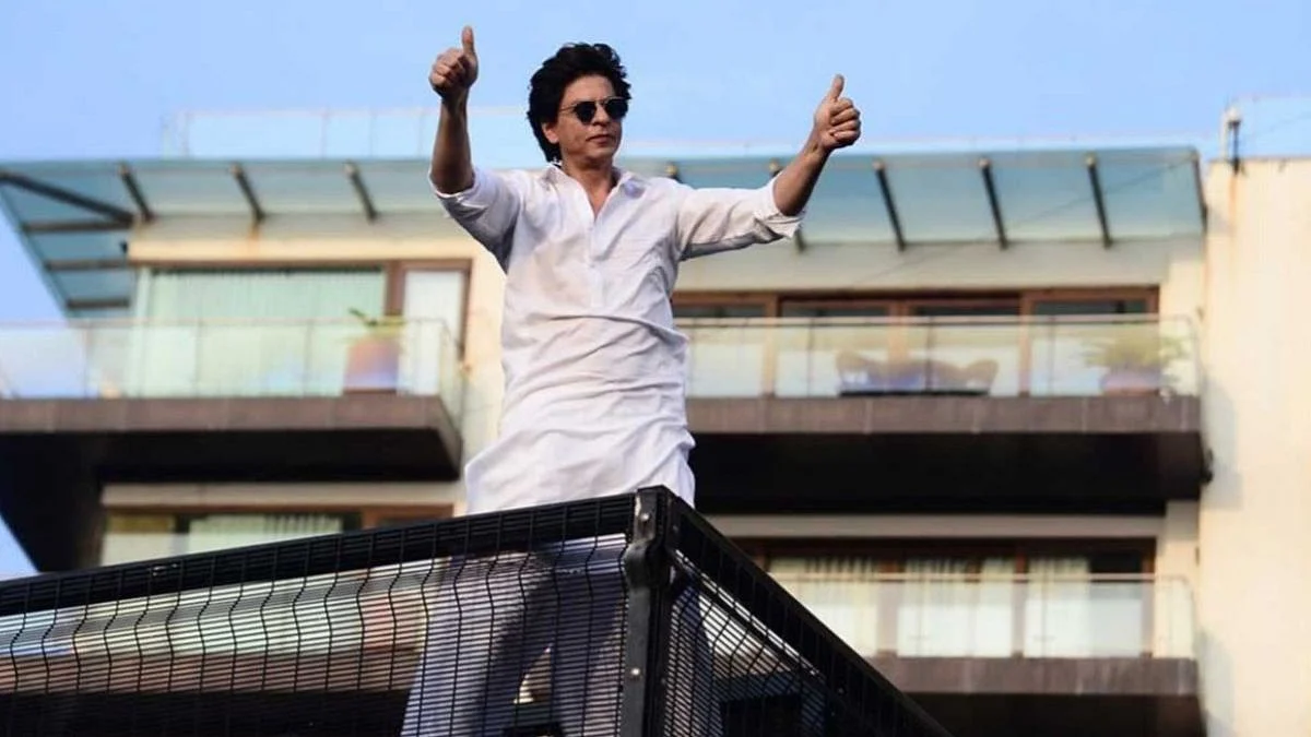Shah Rukh Khan House Had Diamond Nameplate