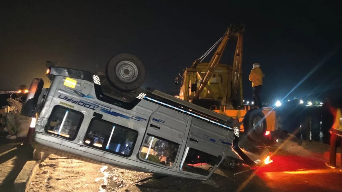 Dhule Shirpur Accident
