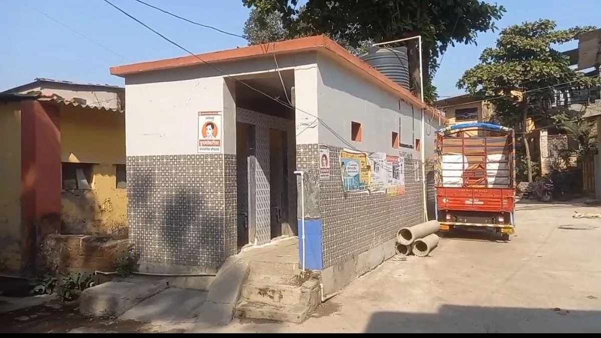 Toilet door theft