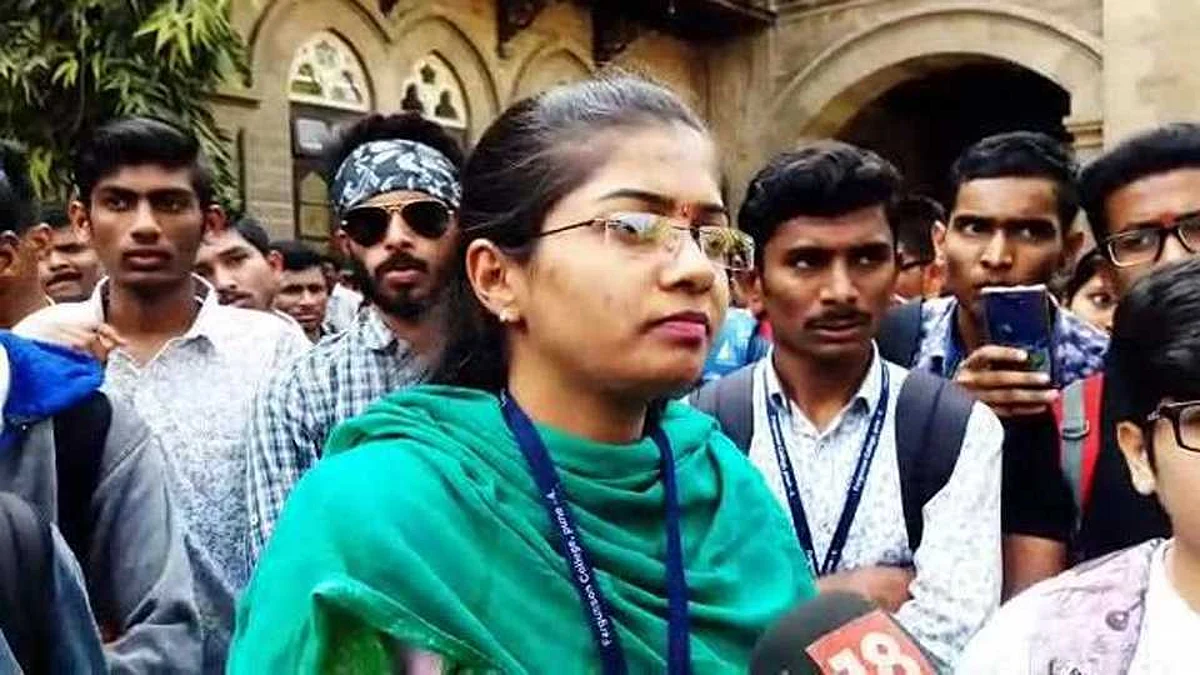 'फर्ग्युसन महाविद्यालयावर कोणाचा दबाव हा प्रश्न'