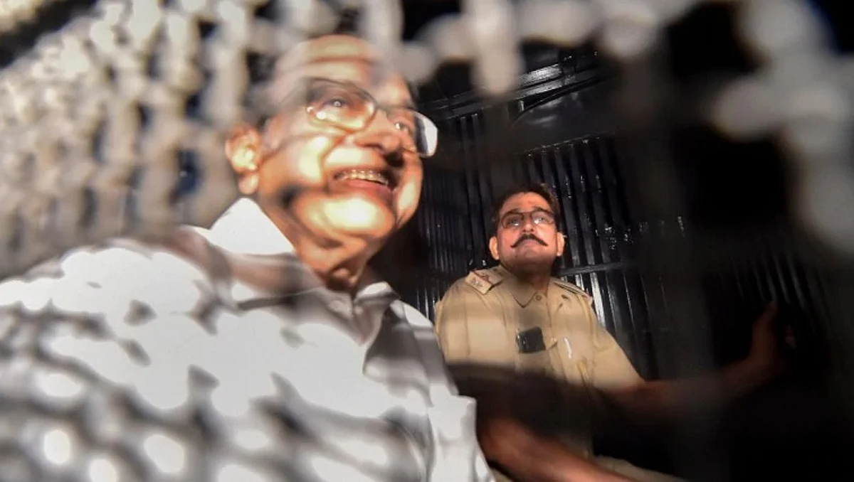 चिदंबरांची तिहार तुरुंगात रवानगी