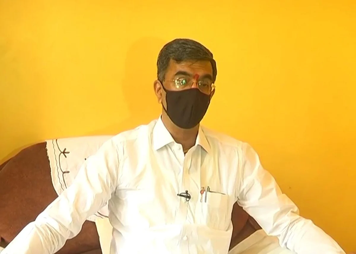 मराठा आरक्षणावर आलेला निकाल हा अनपेक्षित आणि धक्कादायक - शंभूराज देसाई ( पहा व्हिडिओ )