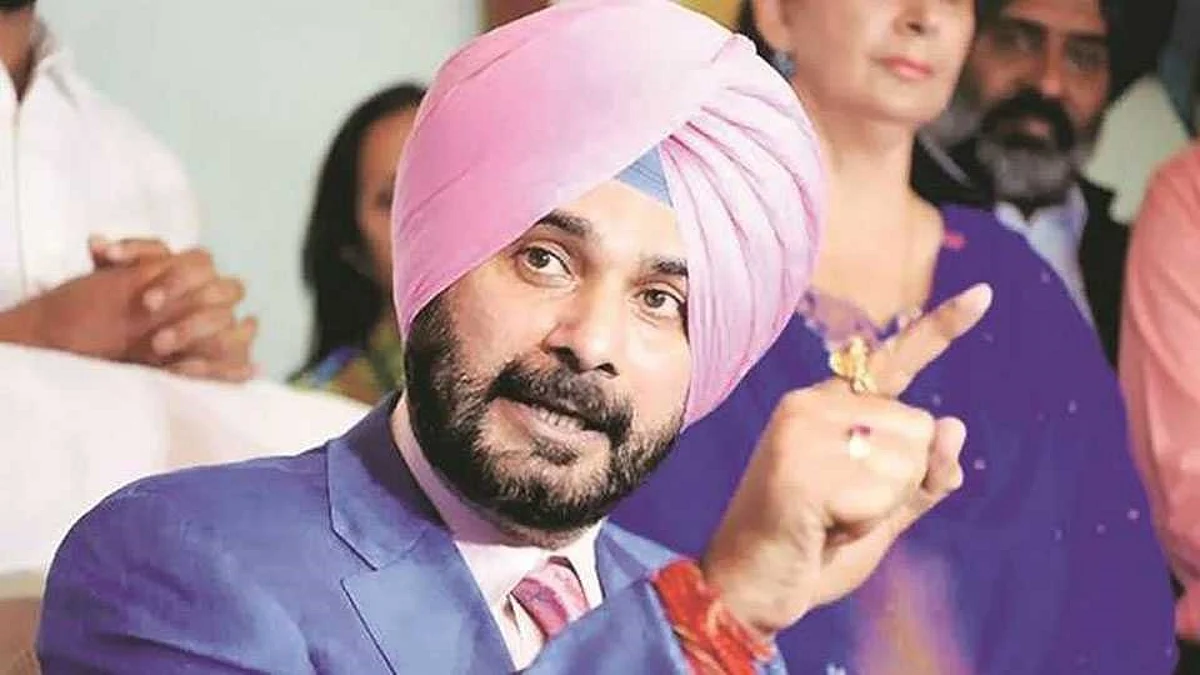 पंजाबमध्ये काँग्रेसला आणखी एक धक्का, नवज्योत सिंग सिद्धू पक्ष बदलण्याच्या तयारीत