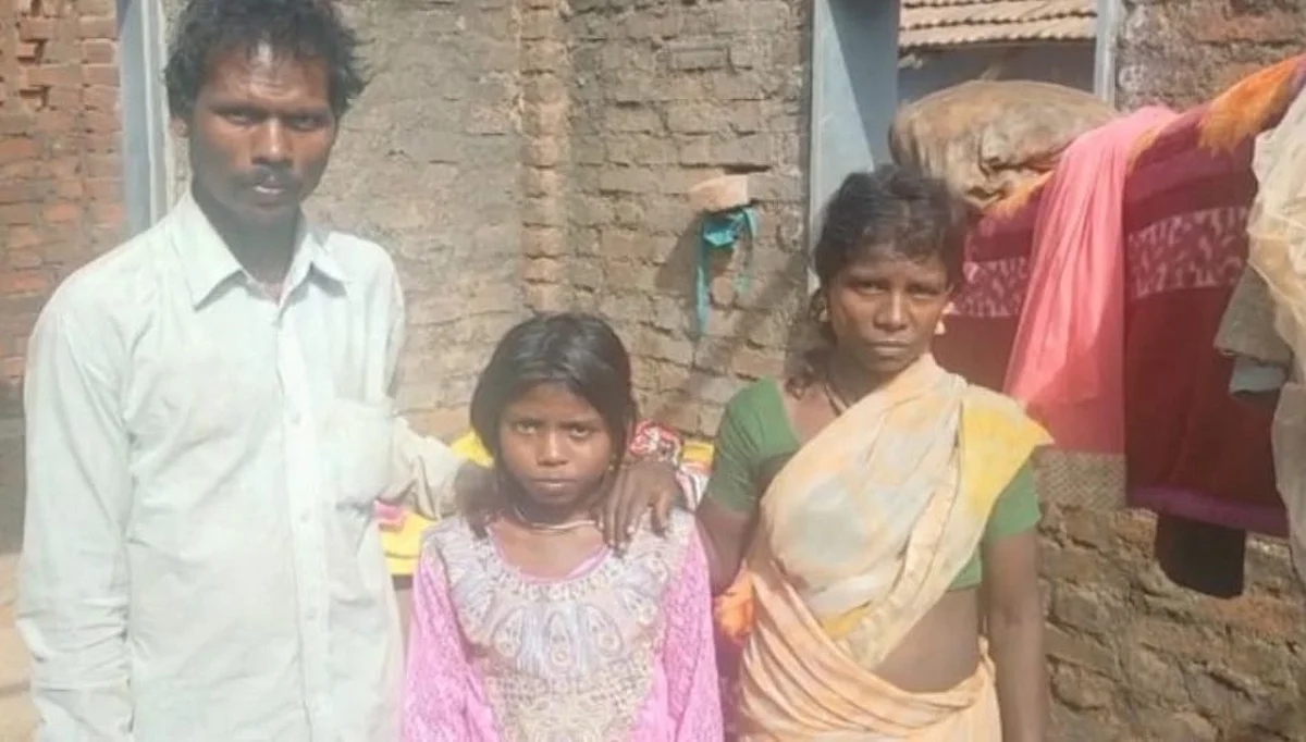 सहा वर्षे डांबून ठेवलेल्या मनीषाची झाली सुटका...मनीषा येणार शिक्षणाच्या प्रवाहात