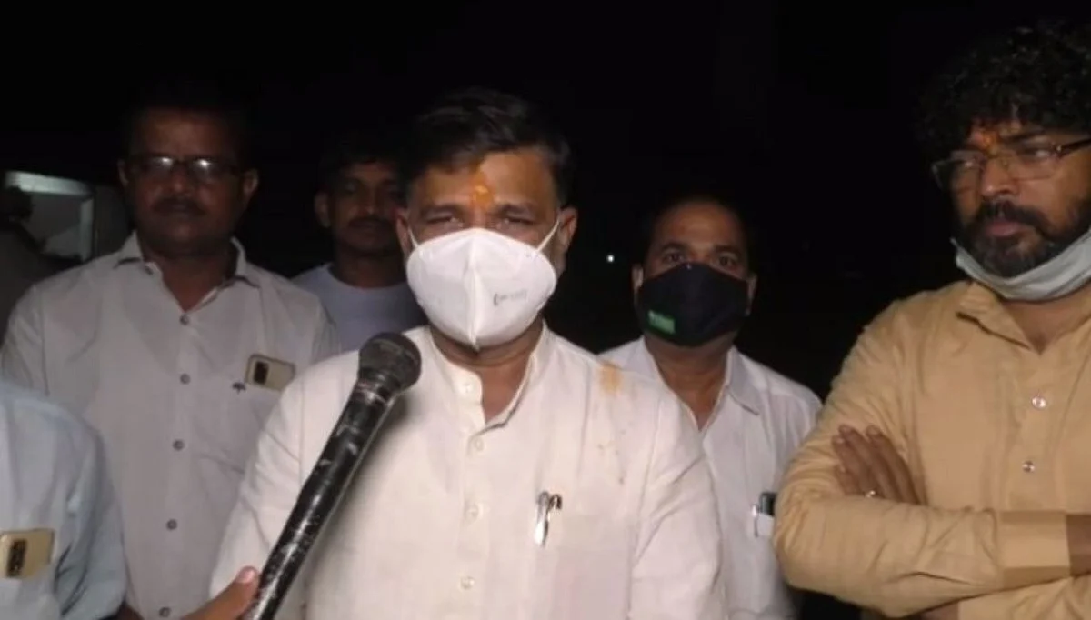 'मराठा समाजावर होणारा अन्याय झोपलेल्या सरकारला कधी कळणार?'