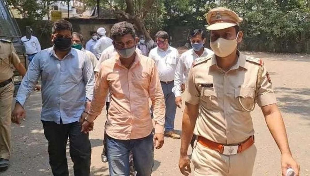 पार्किंगच्या जुन्या वादातून एका व्यासायिकाचं अपहरण करुन बेदम मारहाण
