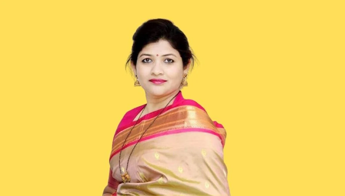 सर्व पत्रकार व कॅमेरामन यांना फ्रंटलाईन वर्कर्स घोषित करा - आमदार श्वेता महाले