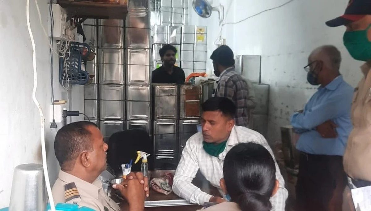 नागपूरात भेसळयुक्त खाद्यतेलाची विक्री; आरोपींना पोलिसांच्या ताब्यात