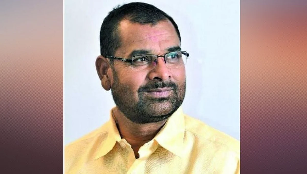 केंद्राच्या विरोधात शेतकऱ्यांमध्ये अविश्वासाचे वातावरण निर्माण करू नका : सदाभाऊ खोत