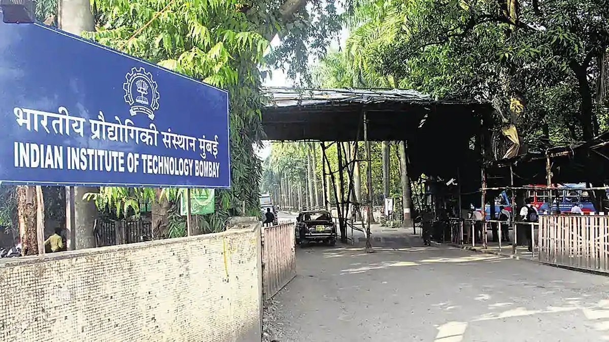 मुंबईतील आयआयटीमधील विद्यार्थ्यांना १०० टक्के नोकऱ्या