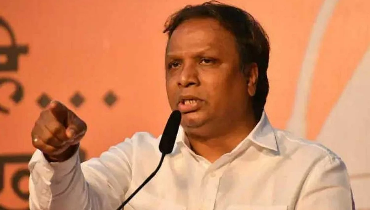 नवी मुंबई विमानतळाला बाळासाहेब ठाकरे यांचे नाव दिले तर...