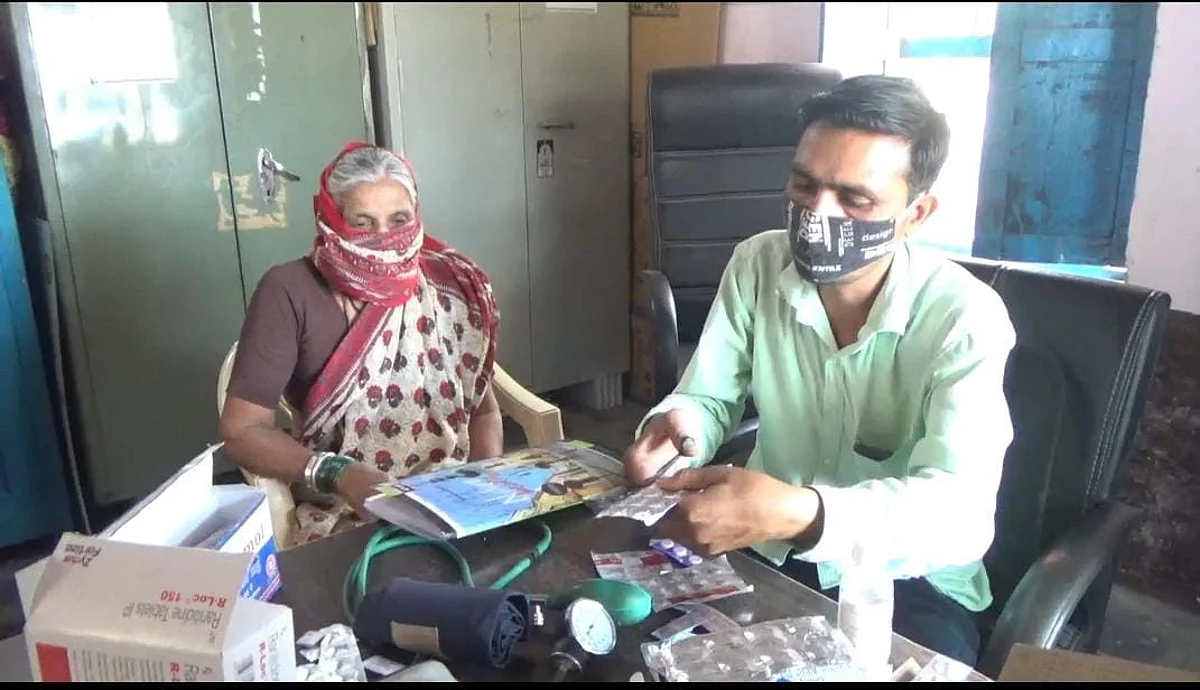 कोरोना रुग्णांच्या उपचारासाठी गावातील सैनिक आले धावून
