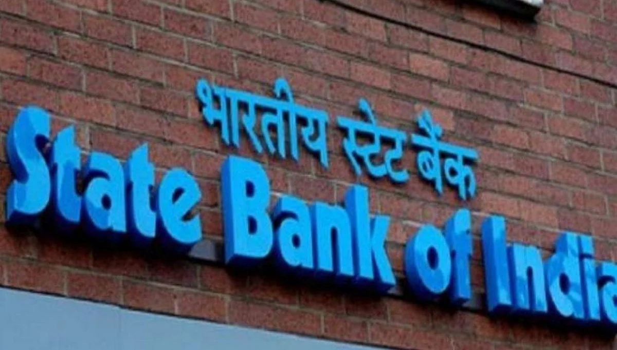 जूनपासून SBI च्या कॅश काढण्याच्या नियमात नवे बदल