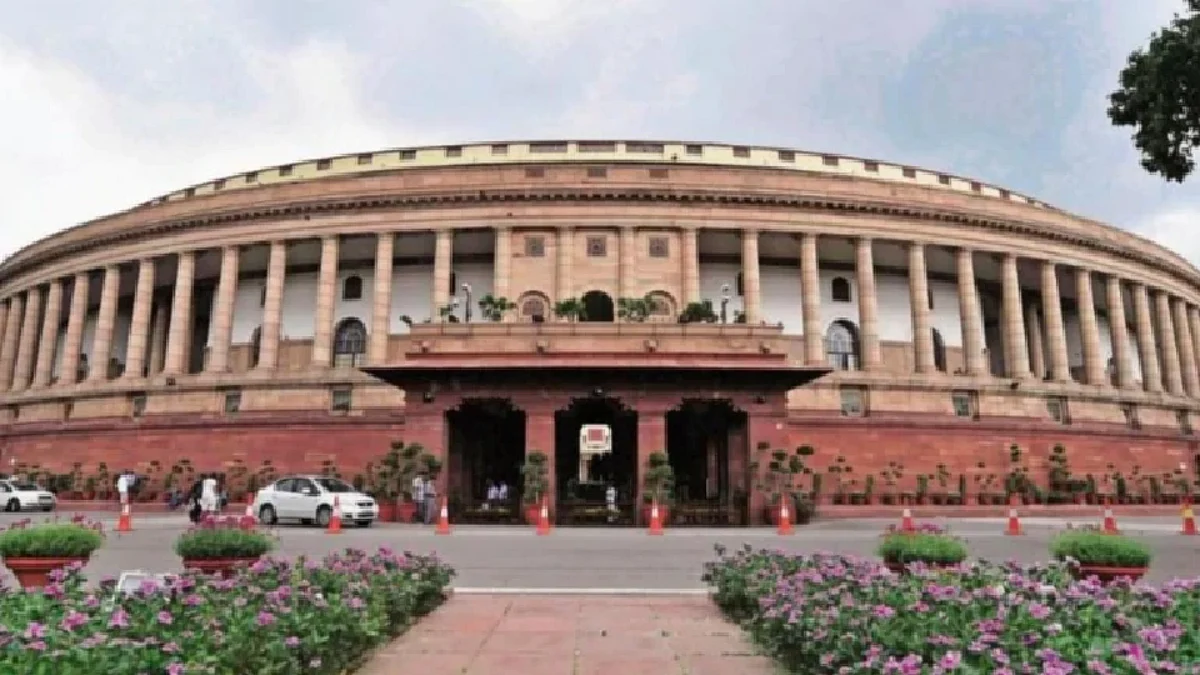 ग्राहकांची दिशाभूल करणाऱ्या फसव्या जाहिरातींवर कारवाई होणार, मोदी सरकारचे विधेयक मंजूर