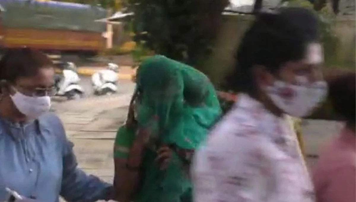 कल्याण मध्ये लहान मुलाची बेकायदेशीर विक्री करणाऱ्या महिलेस अटक