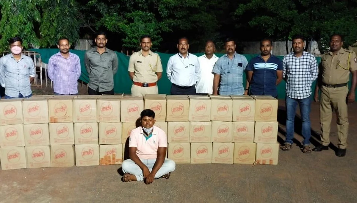 पंढरपुरात 2 लाख रुपयांचा देशी दारुचा साठा जप्त