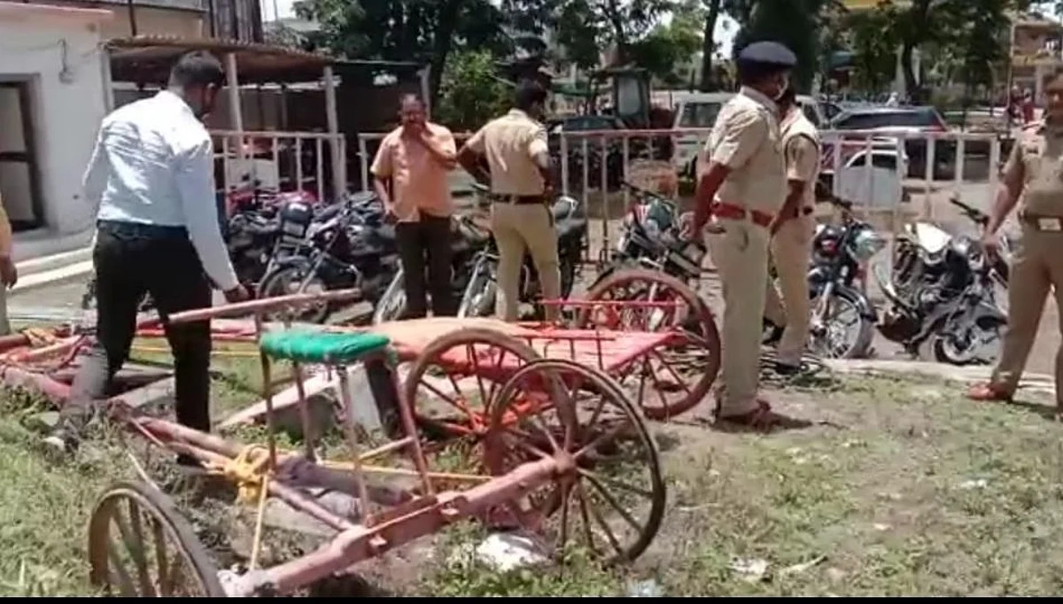 थोपटे वाडीतील बेकायदेशीर बैलगाडा शर्यती प्रकरणी पोलिसांची कारवाई