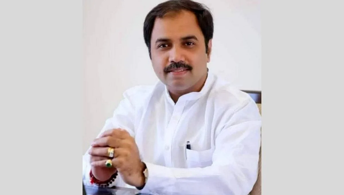 पालकमंत्र्याकडून सांगितले जाणारे मृत्यूचे आकडे चुकीचे - संभाजी पाटील निलंगेकर