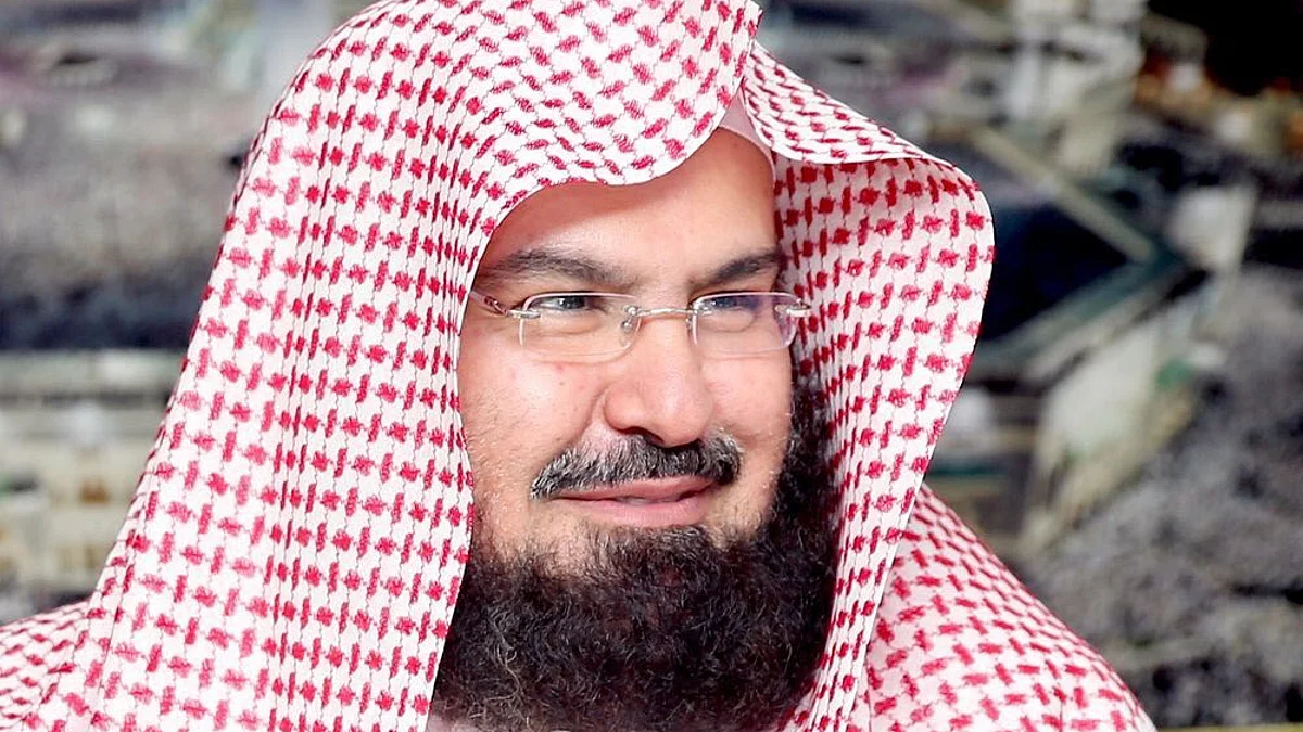 "السديس" يوجّه بتخصيص صحن المطاف والدور الأرضي للمعتمرين فقط خلال شهر رمضان