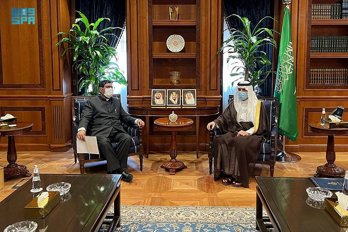 "الجبير" يستقبل سفير موريشيوس لدى المملكة