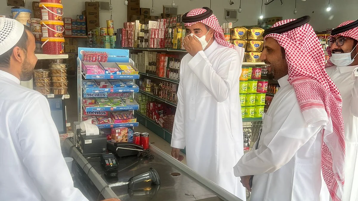 نجران.. "الدوسري" يتفقد سير العمل بفرع "الموارد البشرية" بحبونا