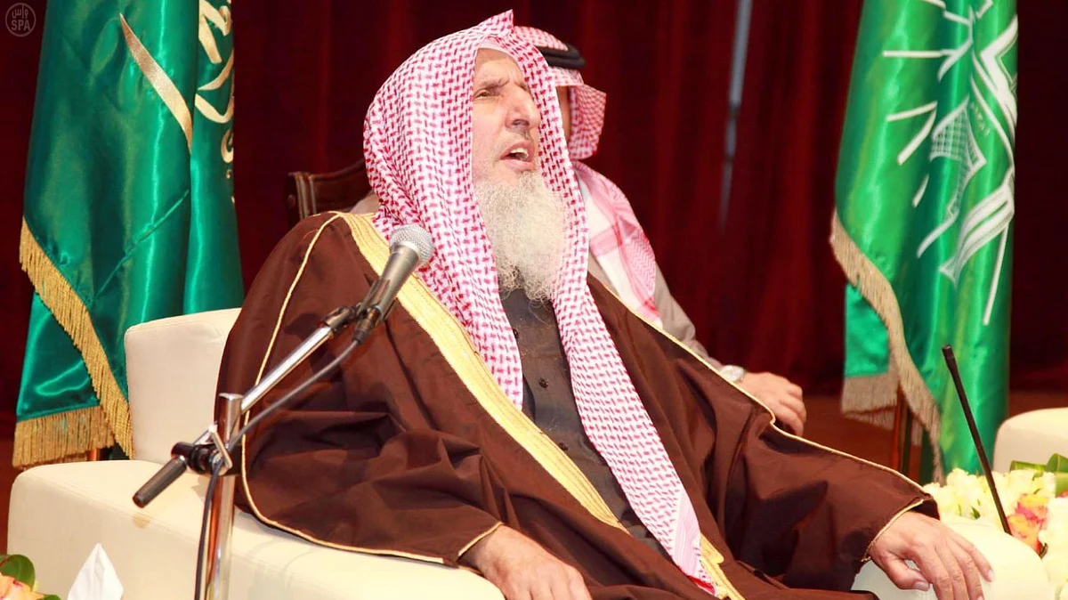 مفتي عام المملكة: تقديم المعلومات الخاصة بالتعداد.. انتماء وطني