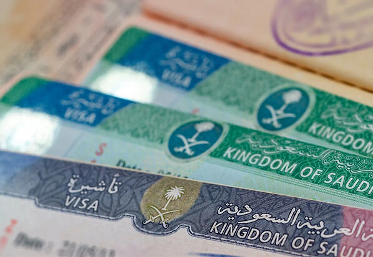 "التأشيرة السياحية".. بوابة المعتمرين والزوار للاستمتاع بأجواء جدة التاريخية