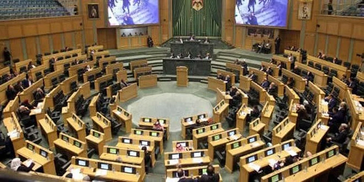 "النواب الأردني" يوافق على رفع طلب للحكومة بطرد السفير الإسرائيلي