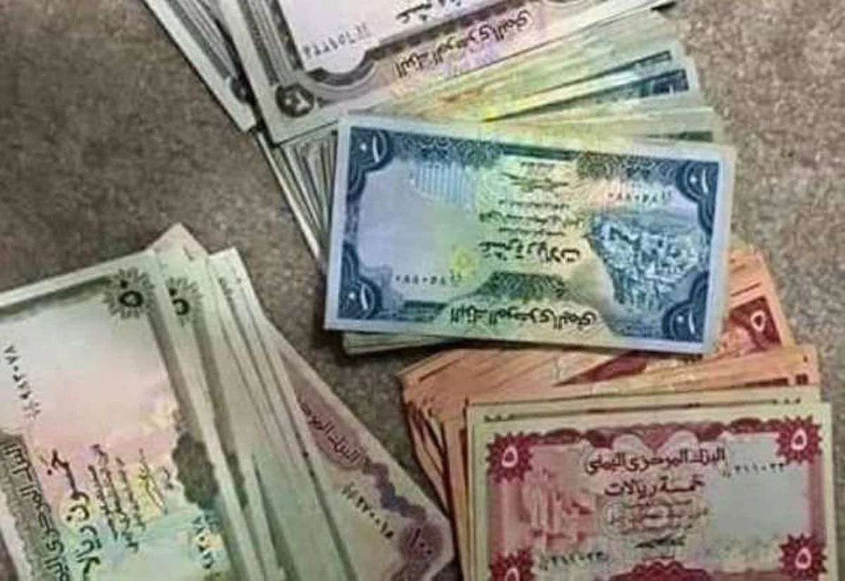 جباية جديدة: الحوثي يفرض ألف ريال على المتزوجين.. والحطب بديل للغاز!