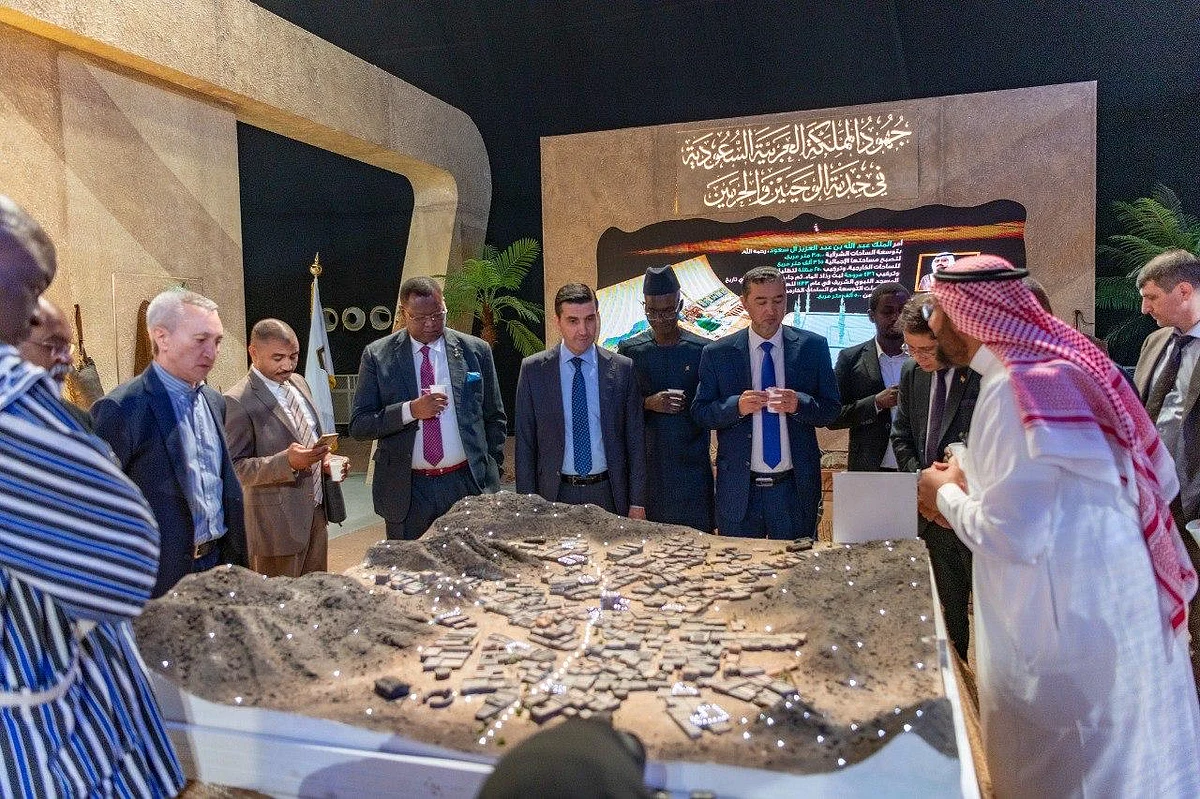 في مشعر مزدلفة.. "كدانة" تستضيف 26 قنصلاً بمهرجان ليالي رمضان