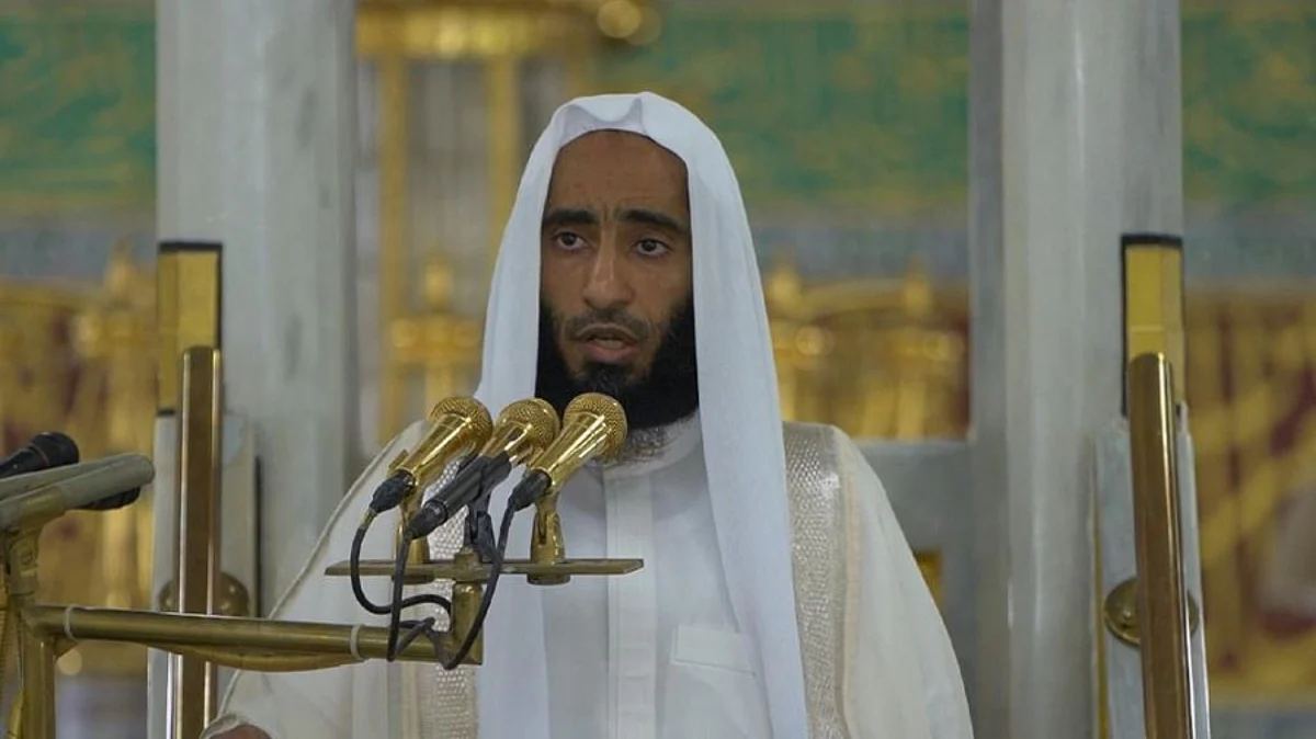 إمام المسجد النبوي: كلمة التوحيد مفتاح الخير كله ولا ينقطع عطاؤها