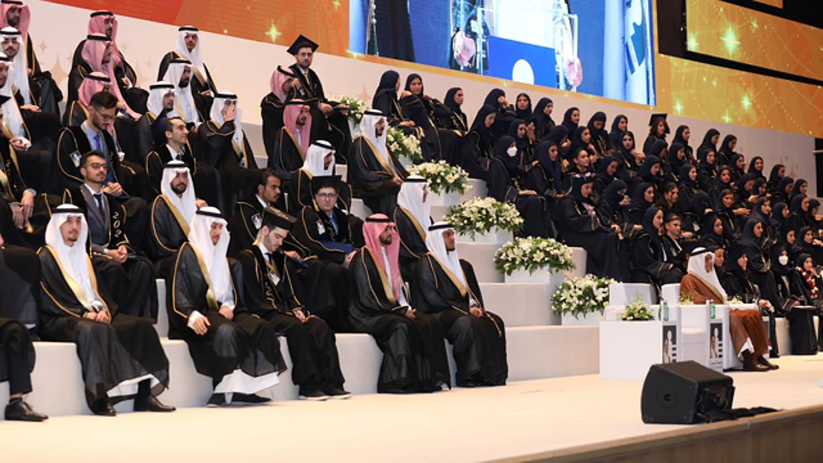 "الأمير تركي" يرعى حفل تخريج طلاب كلية الهندسة والعلوم بجامعة الفيصل