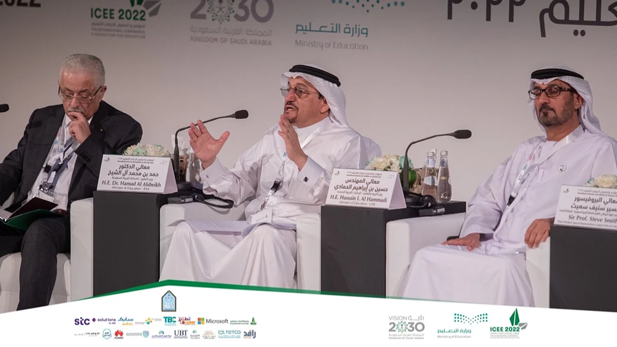 بيت زجاجي لنقارن أنفسنا بالعالم.. "آل الشيخ" يكشف كيف تغيّرت فلسفة التعليم