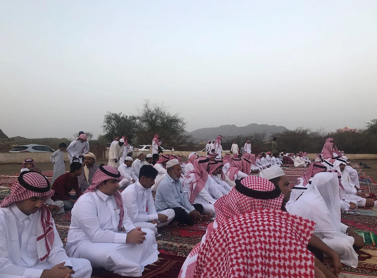 بعد انقطاع عامين بسبب "كورونا".. عودة صلاة العيد في المصليات بالقرى والهجر